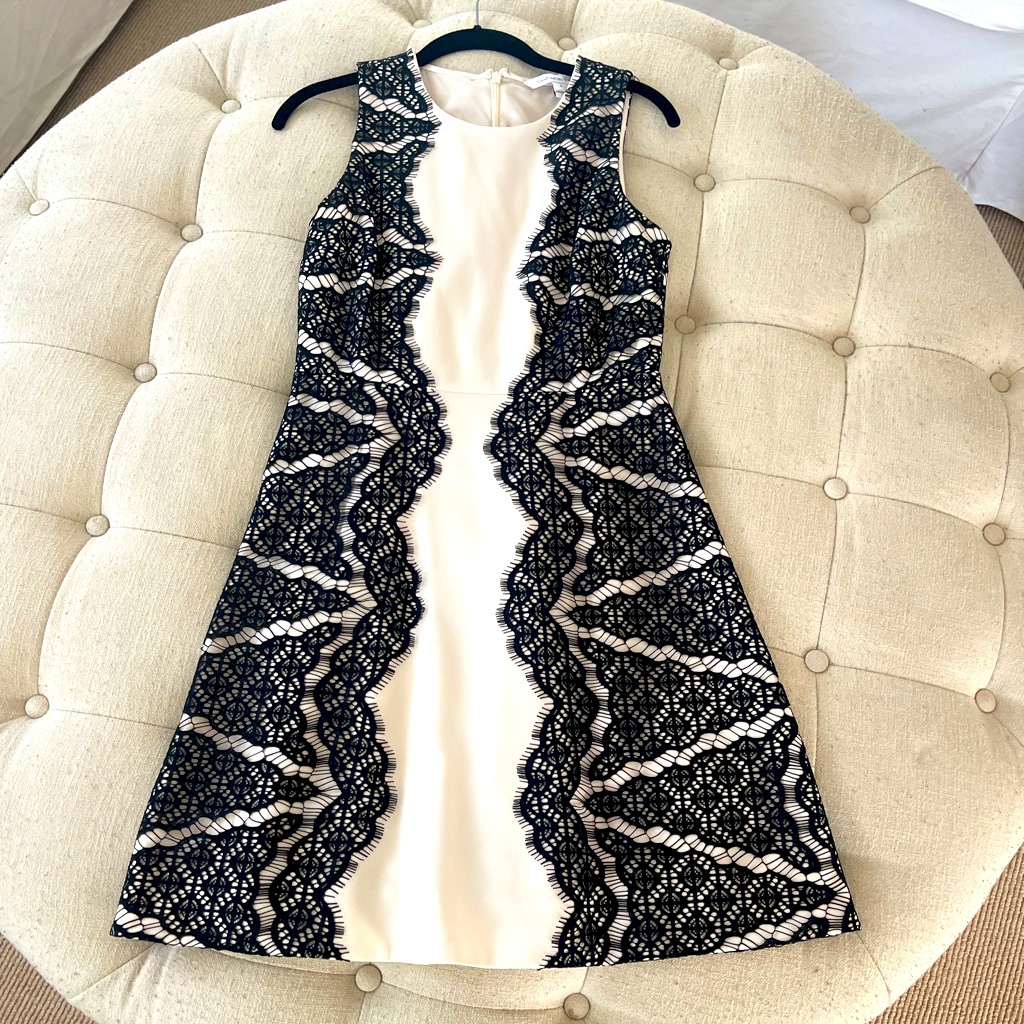 Diane Von Furstenberg Cream Sleeveless Dress With Black Lace
